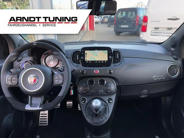 Abarth 695 T-Jet