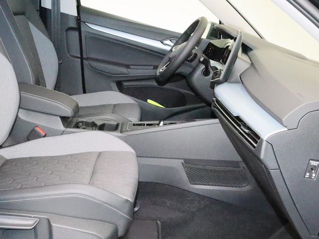 Volkswagen Golf 1.5 eTSI Golf VIII Life