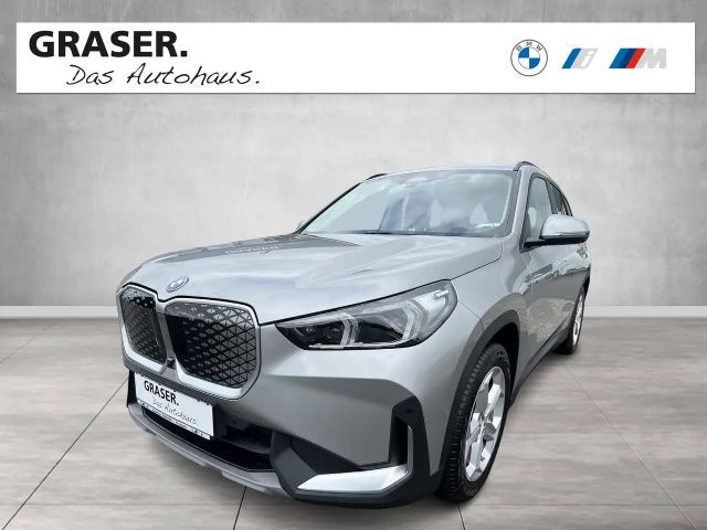 BMW iX1 xDrive30