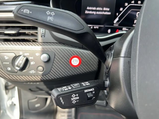 Audi RS4 Avant Quattro