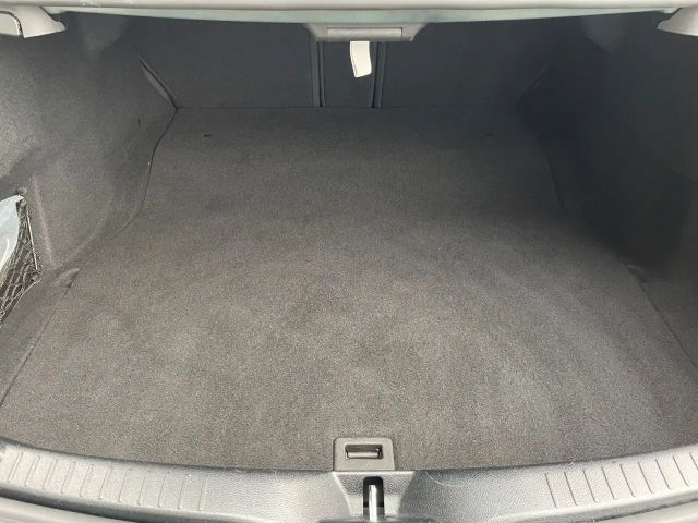 Mercedes-Benz C 200 AMG Line Coupé