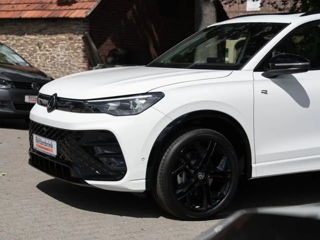 Volkswagen Tiguan 4Motion DSG R-Line Style