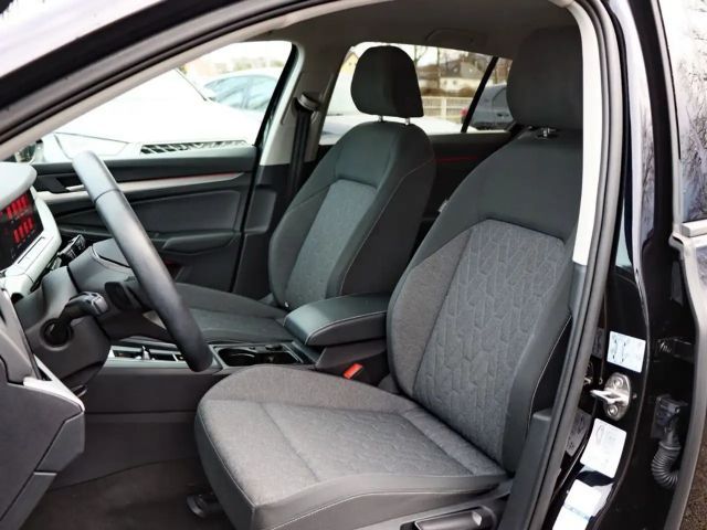 Volkswagen Golf 1.5 eTSI DSG Golf VIII Move