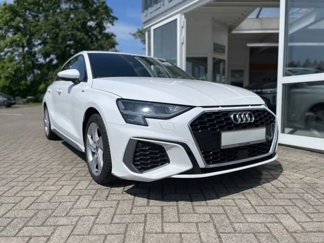 Audi A3 30 TFSI S-Line S-Tronic Sedan