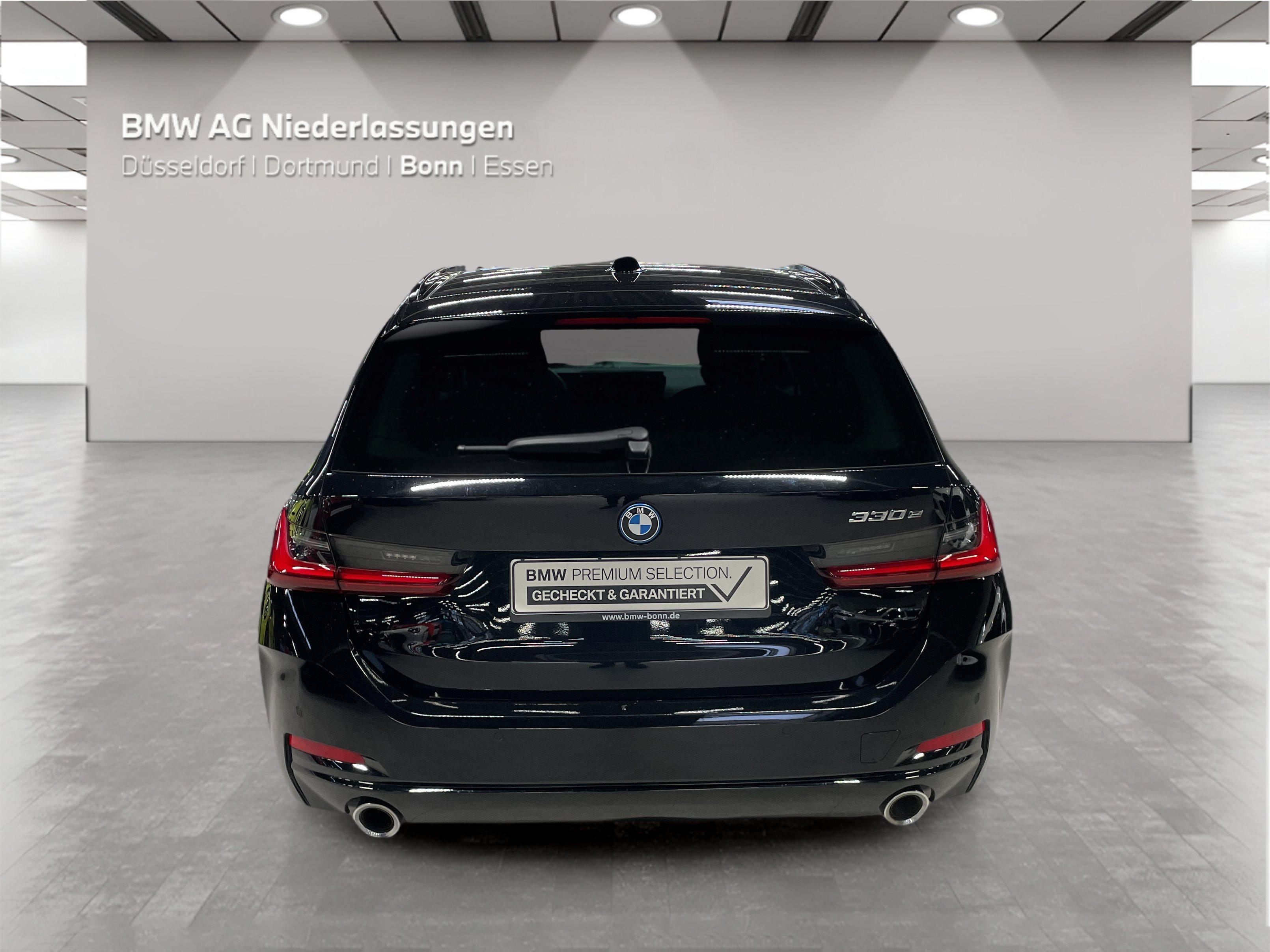 BMW 330 330e Touring