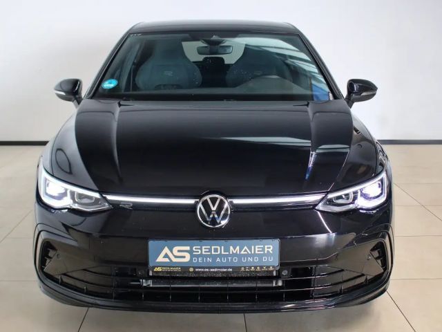 Volkswagen Golf 1.5 eTSI Golf VIII R-Line