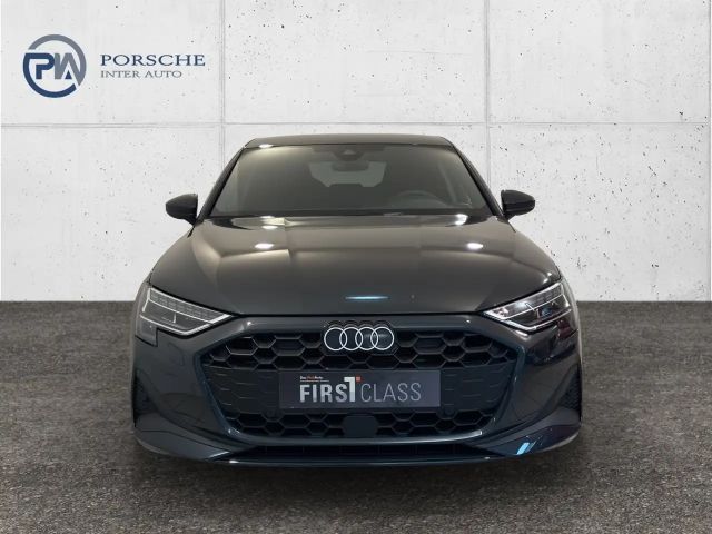 Audi A3 30 TFSI Sedan