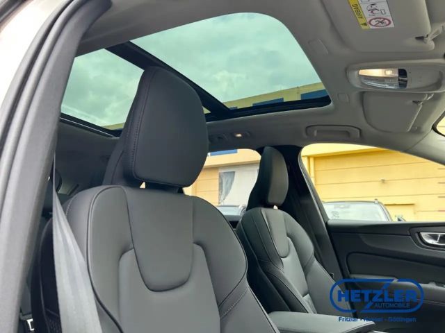 Volvo XC60 AWD Dark Plus