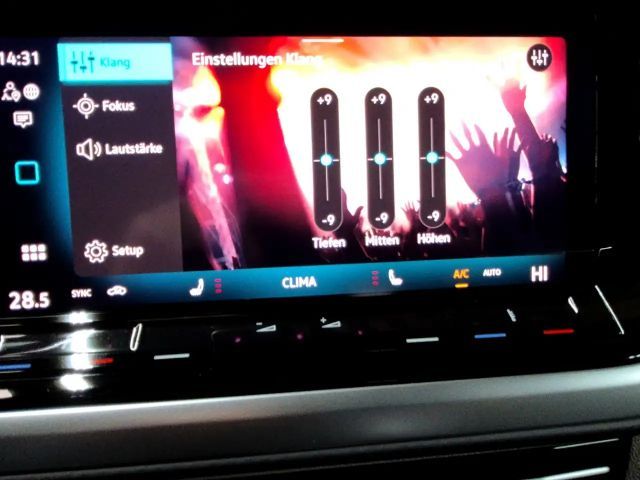 Volkswagen Multivan 2.0 TSI DSG Life T7