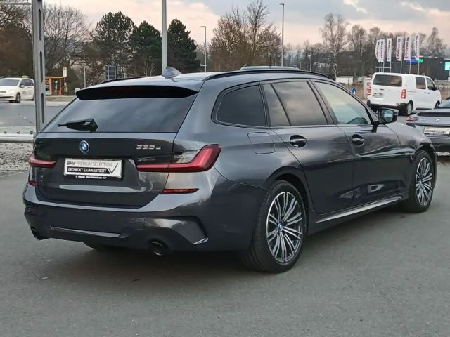 BMW 330 330e M-Sport Touring xDrive