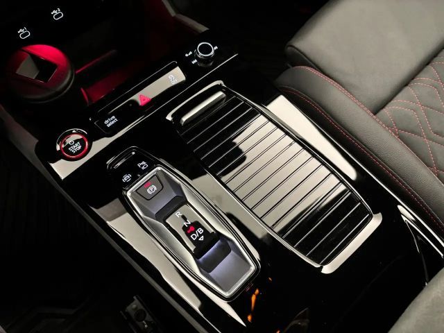 Audi SQ6 e-tron e-tron