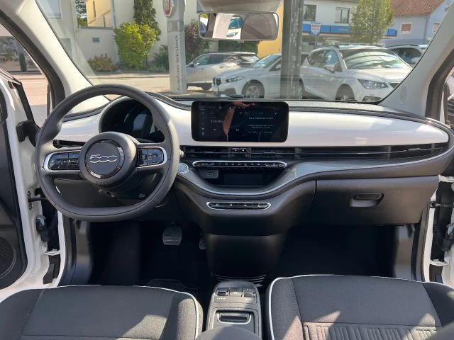 Fiat 500C Cabrio Elektro *Sitzh. Klimaauto DAB+ PDC*