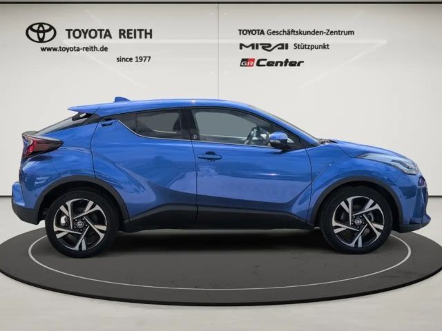 Toyota C-HR Hybride Team D