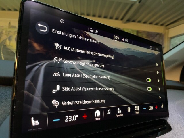 Skoda Enyaq iV APP+DAB+ACC+LED+NAVI+PDC+TOTW+KAMERA