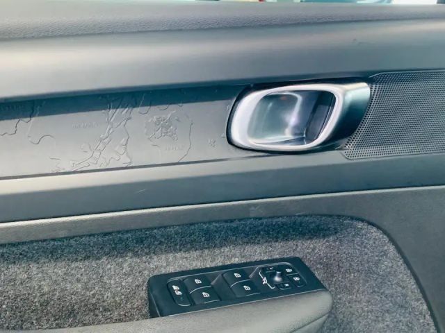 Volvo XC40 Recharge T4