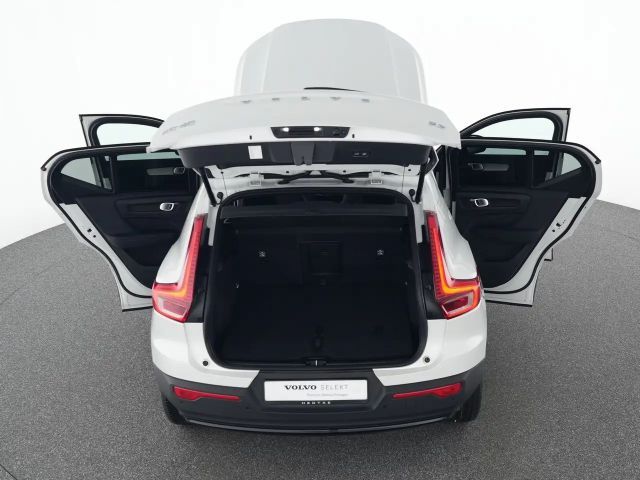 Volvo XC40 Dark Plus