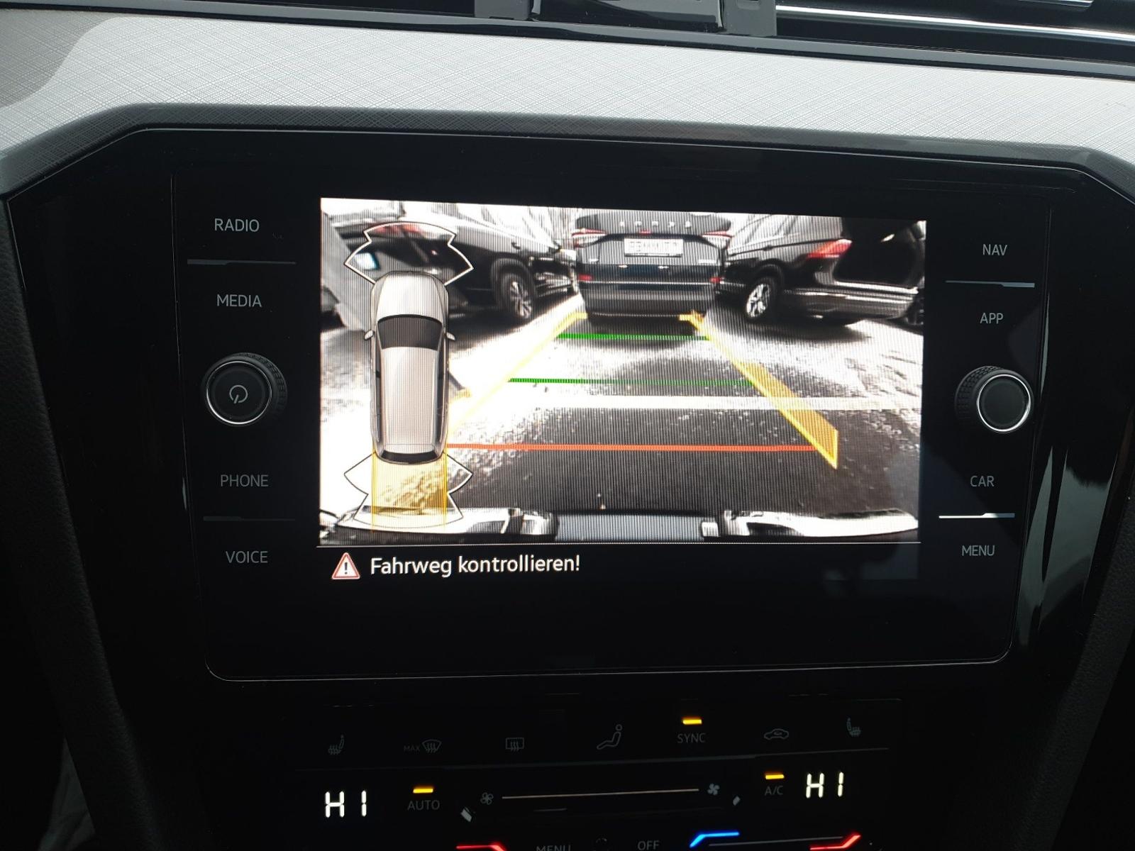 Volkswagen Passat 2.0 TDI Business DSG Variant