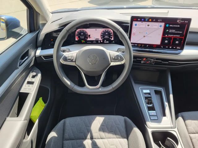 Volkswagen Golf DSG Life