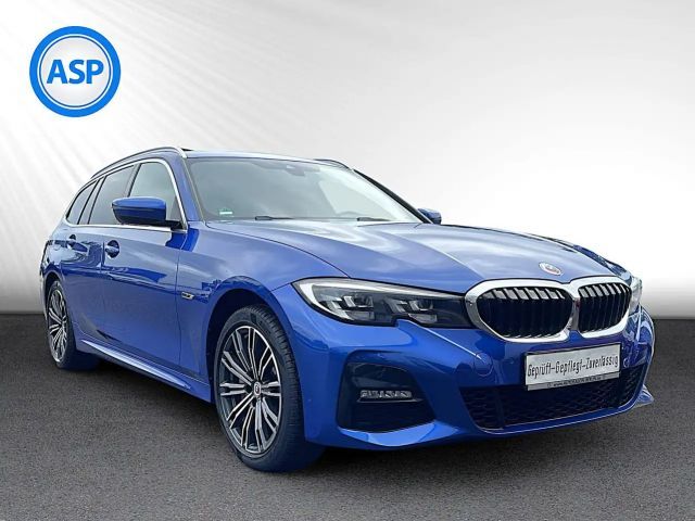 BMW 330 330e M-Sport Touring xDrive