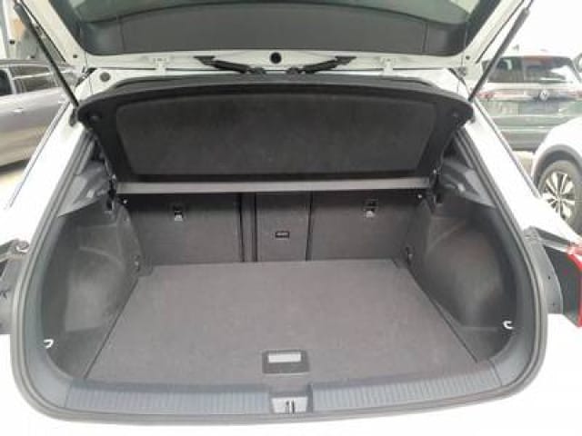 Volkswagen T-Roc 1.5 TSI DSG R-Line