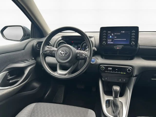 Toyota Yaris Hatchback Hybride Team D