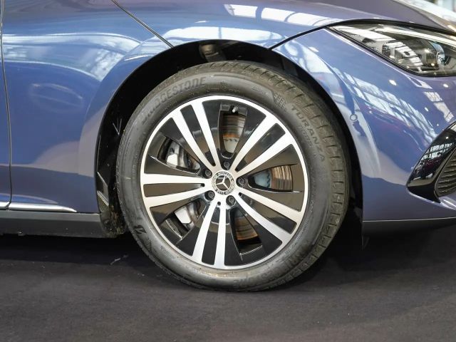 Mercedes-Benz EQE 300 Electric Art Sedan