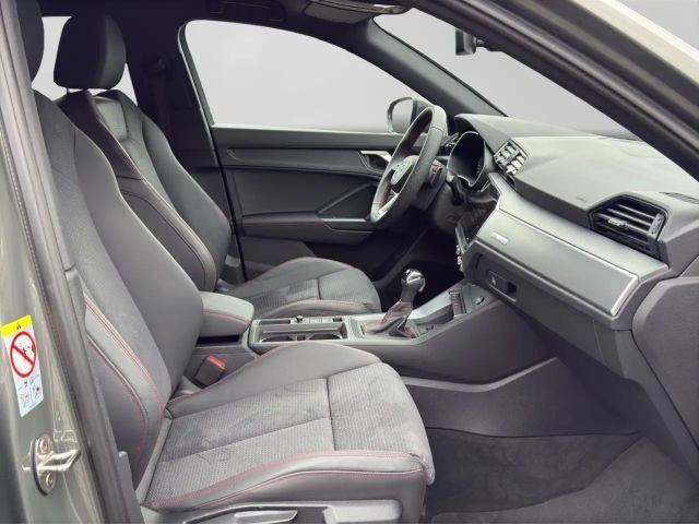 Audi Q3 35 TFSI S-Line