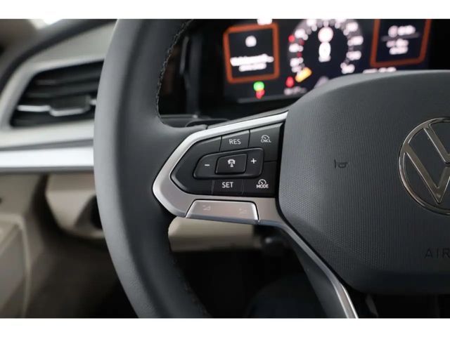 Volkswagen Multivan 2.0 TDI IQ.Drive Life T7