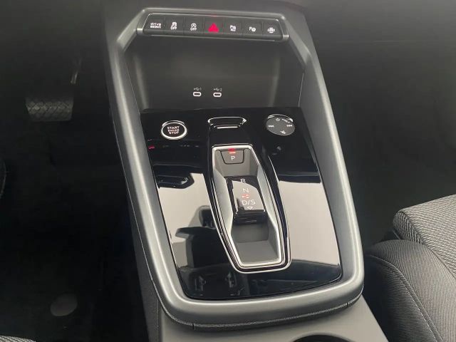 Audi A3 30 TFSI Sedan