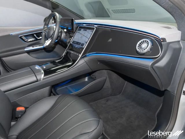 Mercedes-Benz EQE 300 Sedan