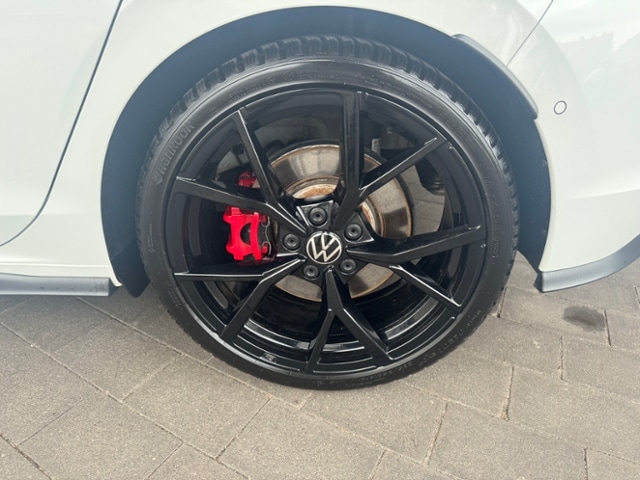Volkswagen Golf 2.0 TSI DSG Golf VIII
