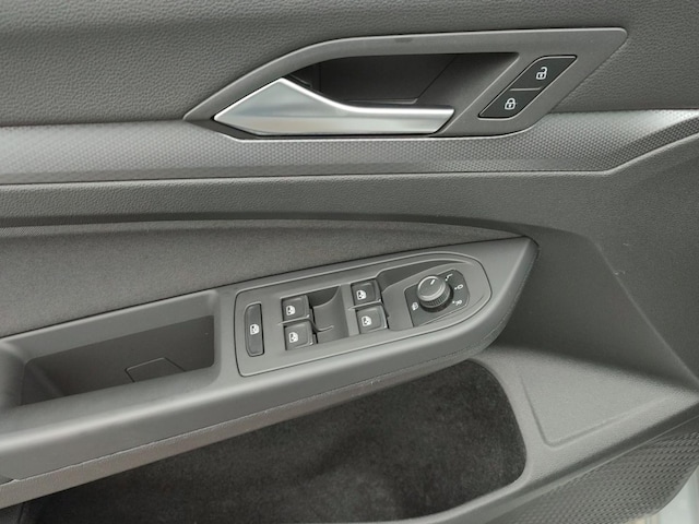 Volkswagen Golf 1.5 eTSI DSG Golf VIII IQ.Drive