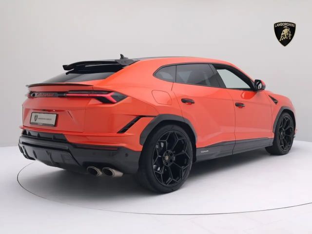 Lamborghini Urus Performante