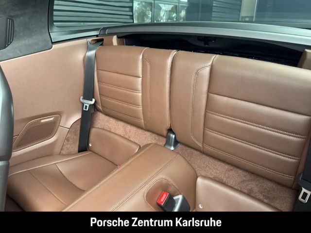 Porsche 992 4 Coupé GTS Targa