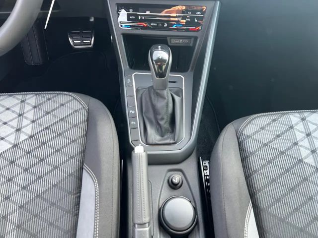 Volkswagen Polo 1.0 TSI DSG R-Line