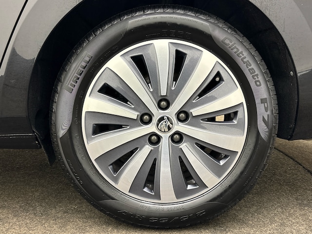 Skoda Superb 2.0 TDI Combi Style Style