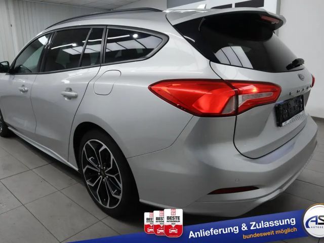 Ford Focus ST Line Wagon