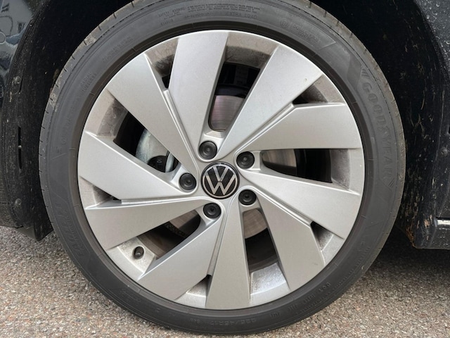 Volkswagen Golf 1.5 eTSI DSG Golf VIII