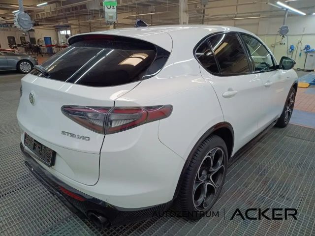 Alfa Romeo Stelvio Q4 Veloce