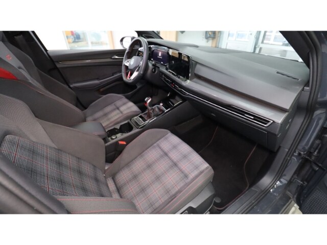 Volkswagen Golf 2.0 TSI Golf VIII