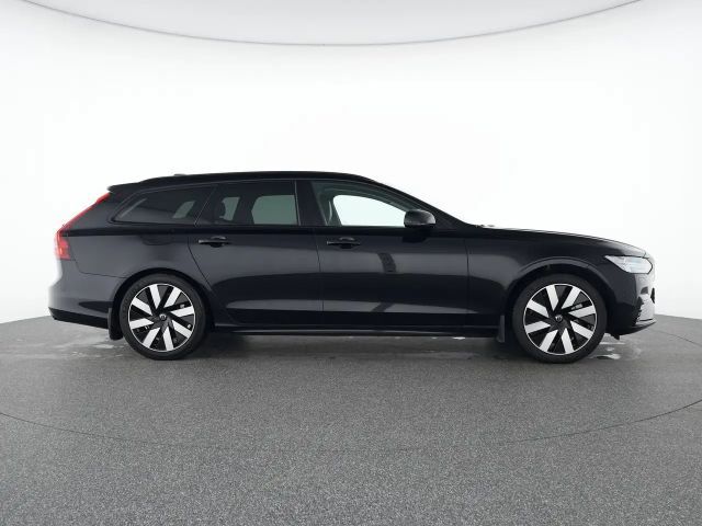 Volvo V90 AWD Dark Plus T6