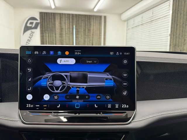 Volkswagen Passat ACT Business DSG Variant