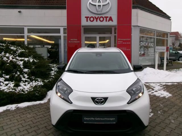 Toyota Aygo X Hatchback Play X-play