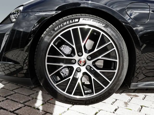 Porsche Taycan Vollausstattung NPr. 124T€