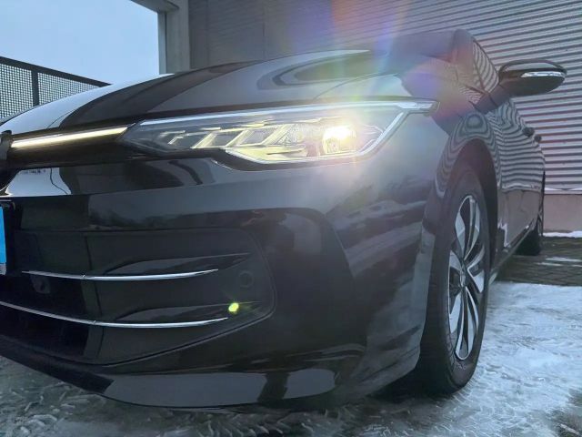 Volkswagen Golf 1.5 eTSI DSG Golf VIII