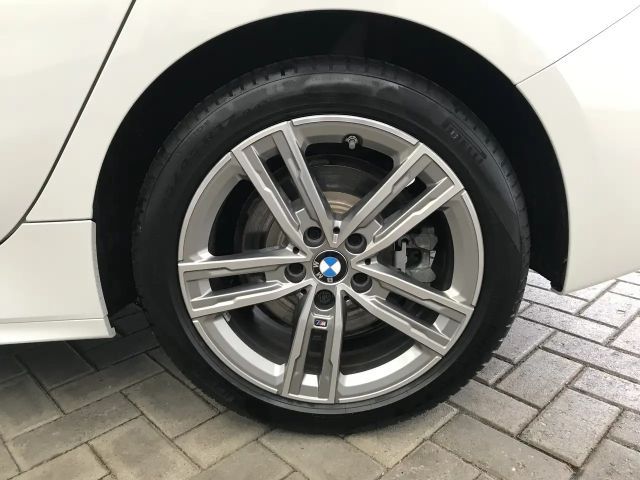 BMW 120 120d M-Sport Sedan