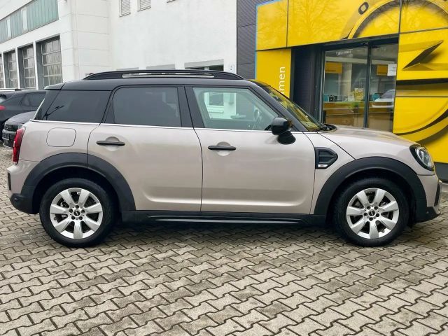 MINI Cooper Countryman *ADAP.LED*SHZ*R-KAMERA*NAVI*EL.HECKKLAPPE*KEYLESS*