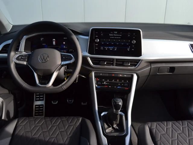 Volkswagen T-Roc 1.0 TSI Plus