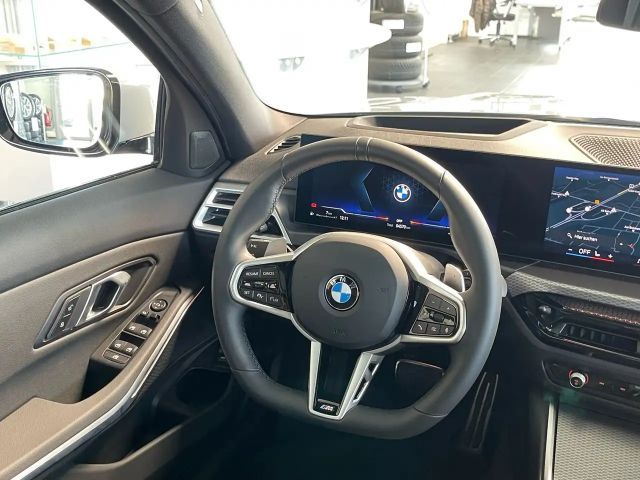 BMW 330 330i M-Sport Touring xDrive