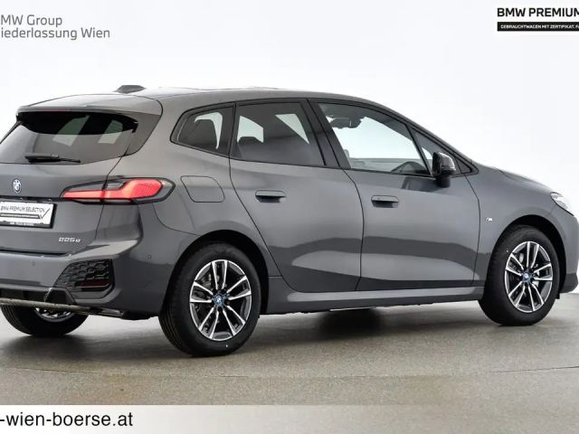 BMW 225 Active Tourer xDrive